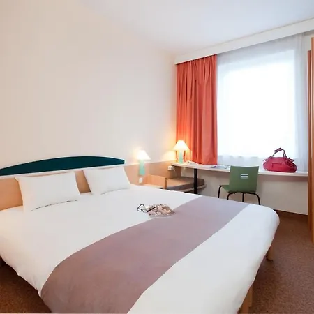 Ibis Luxembourg Sud 3*